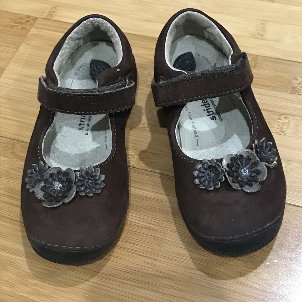 Stride Rite Mary Jane brown suede size 9M